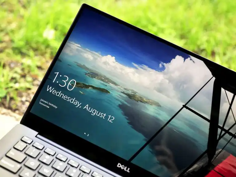 How to fix “Your Windows license will expire soon” Error